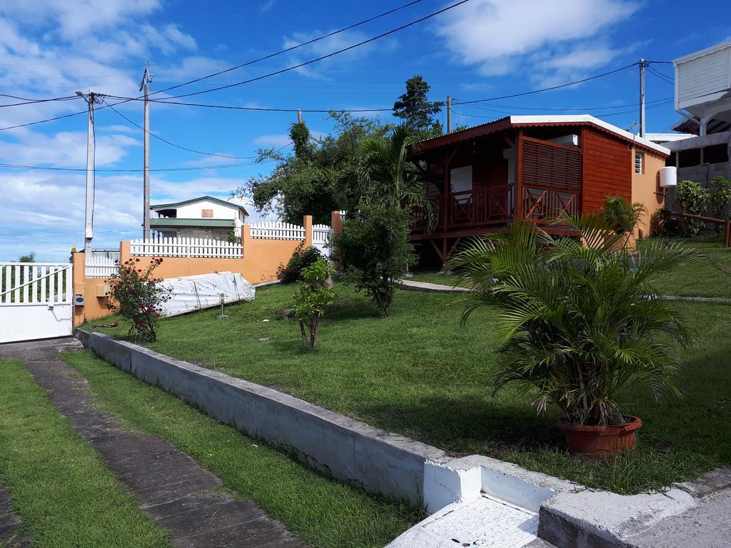 Les Gites Kajou Bouillante Exterior foto